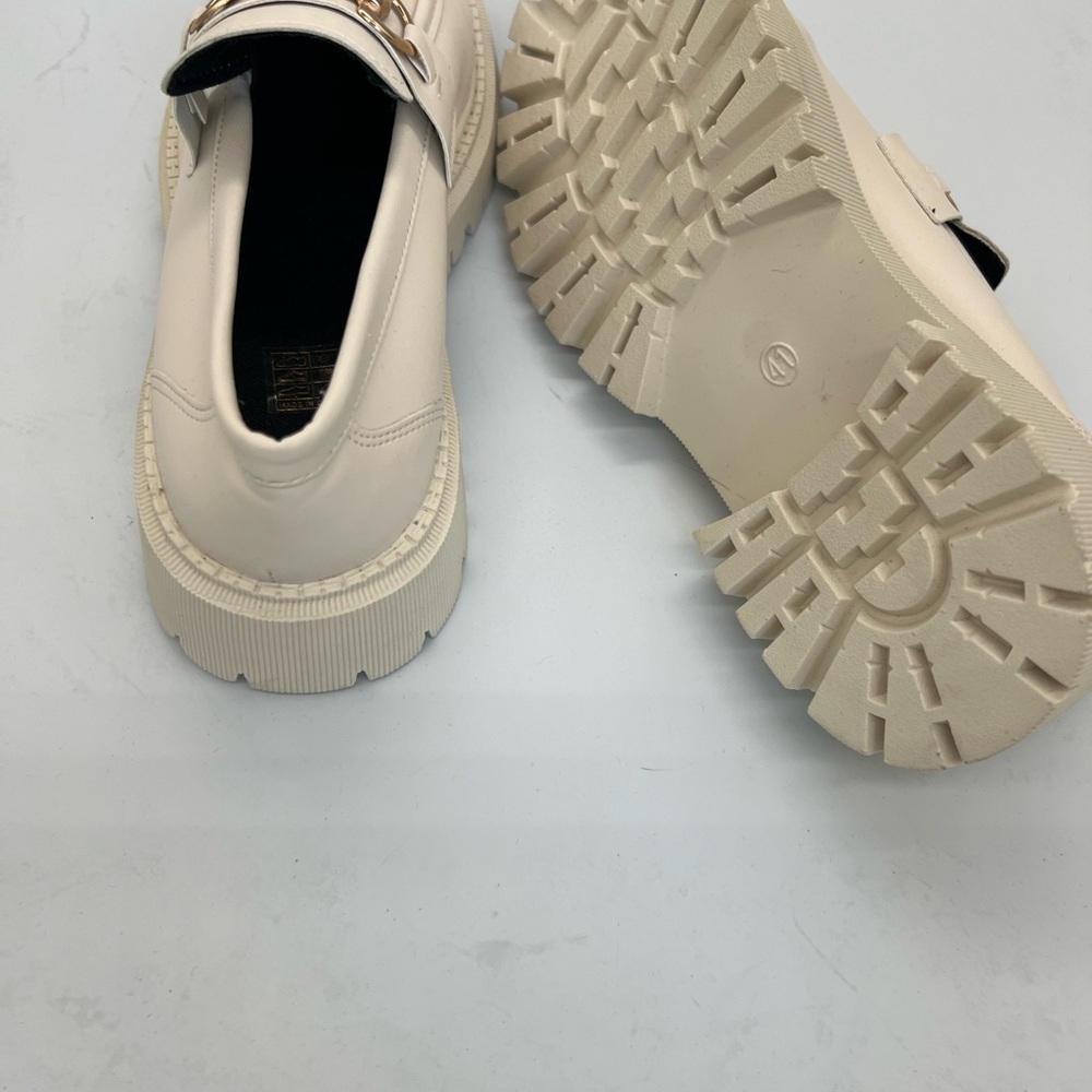 Cream Chain-Trim Loafers for Women - Picture 5 of 5